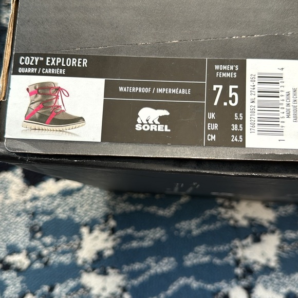 Sorel Cozy Explorer Boots - Picture 4 of 4